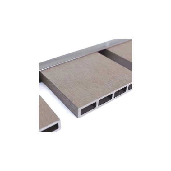 WPC U-profil standard festett fém 25x25mm