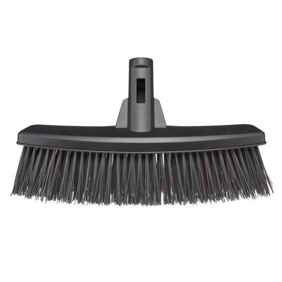Fiskars Solid univerzális kültéri seprű fej M